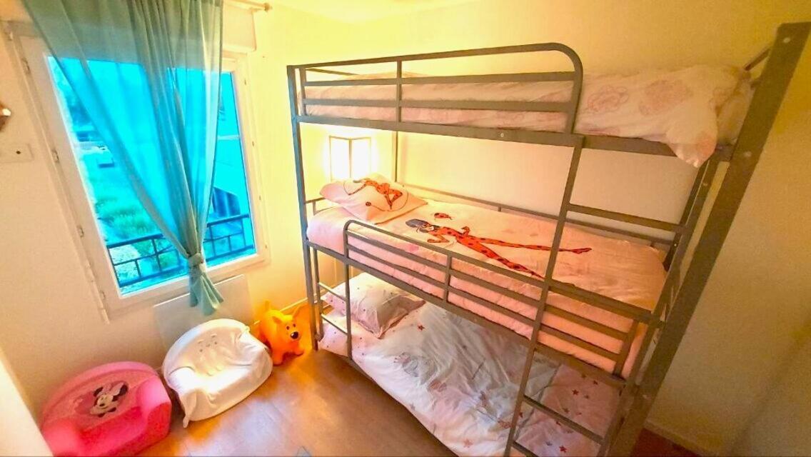 Appartement Familial Pour 6 Adultes Et 5 Enfants A 10 Min De Disney Bailly-Romainvilliers Zewnętrze zdjęcie